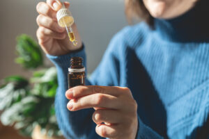 how do you use cbd tinctures​